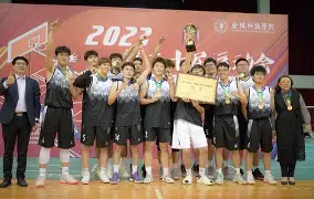 aoa体育馆-包含竭力奋斗，球队备赛情绪高昂拼搏精神淋漓尽致的词条