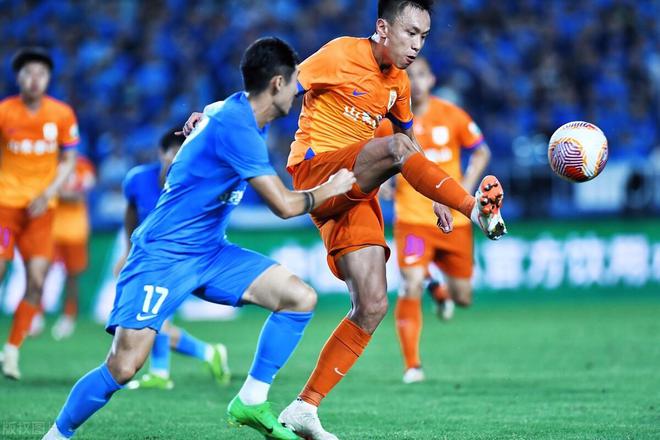 aoa体育新闻-恒大客场大败鲁能，遭遇双杀(恒大客场大败鲁能,遭遇双杀是哪一集)