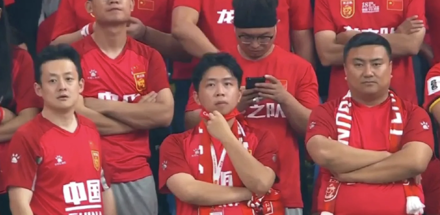 aoa体育新闻-关于全球足球比赛热度持续升温，球迷热情高涨的信息