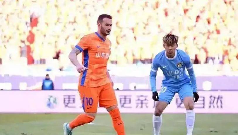 aoa体育-紧张对决落幕，胜负悬念不定