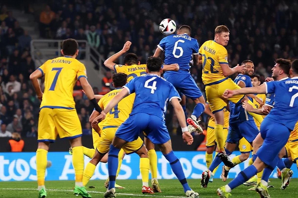 比赛激烈：希腊队对阵奥地利队