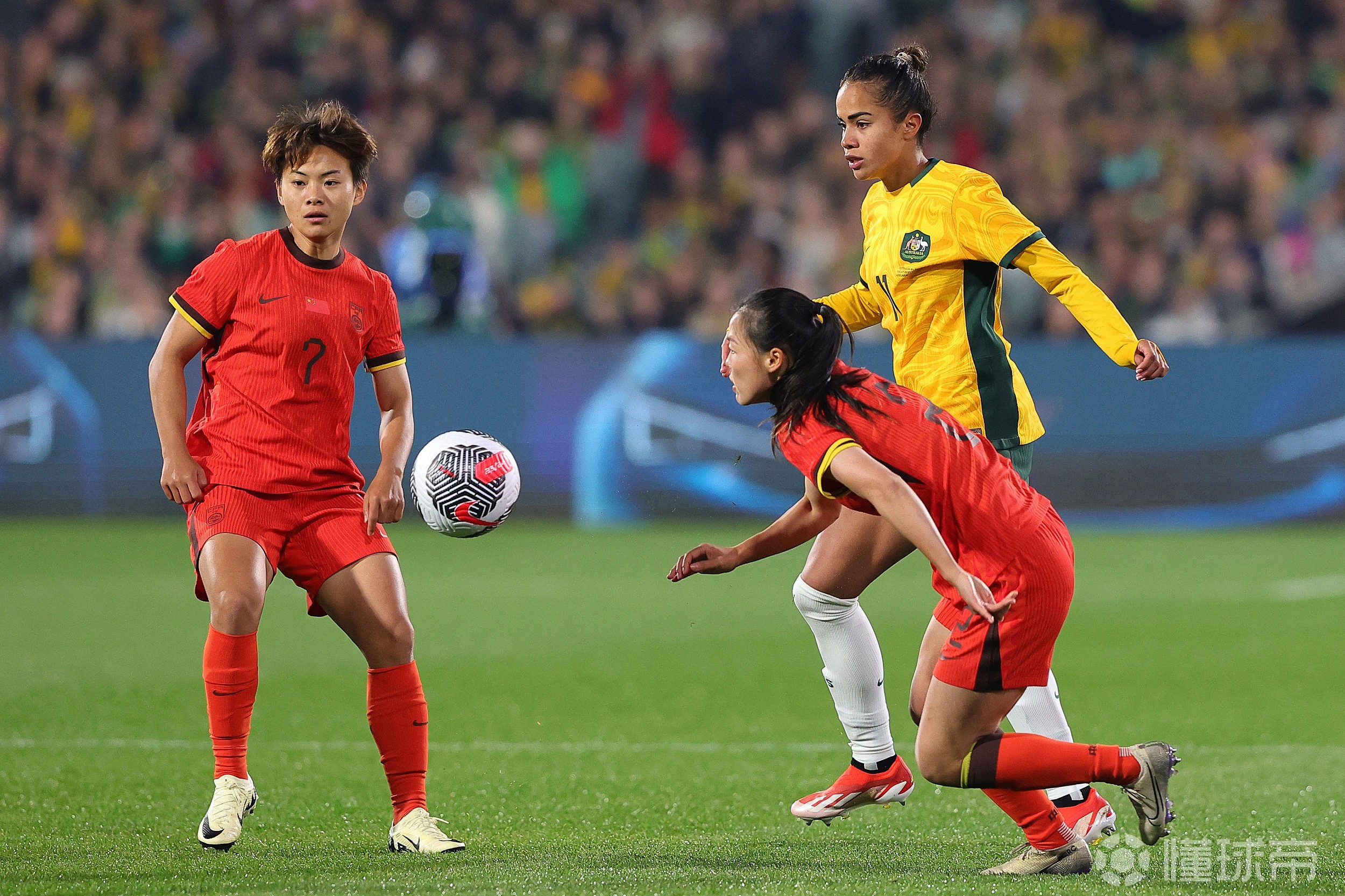 关于精彩绝伦的女足对抗,赛场激情迸发的信息 关于精彩绝伦的女足对抗,赛场激情迸发的信息