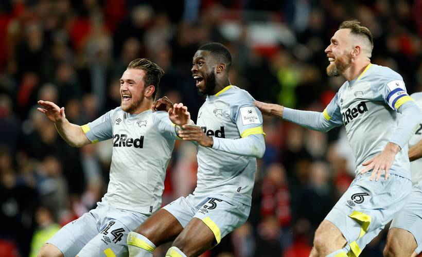 包含考文垂主场0-2不敌德比郡，保级欲望遭打击的词条