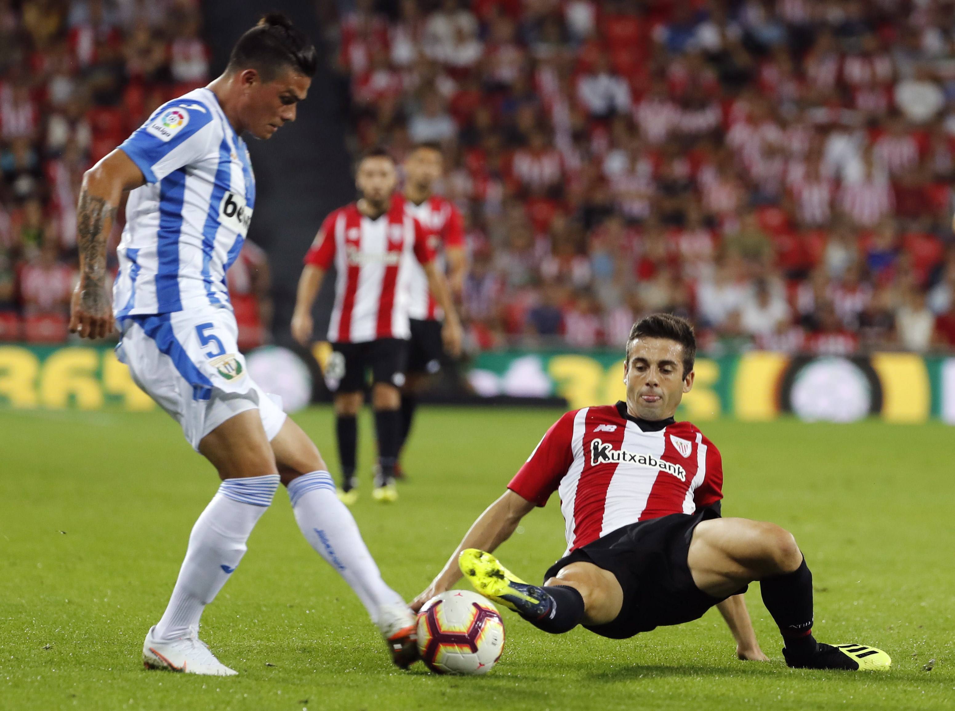 莱加内斯主场大胜，赫拉克拉斯不济失踪