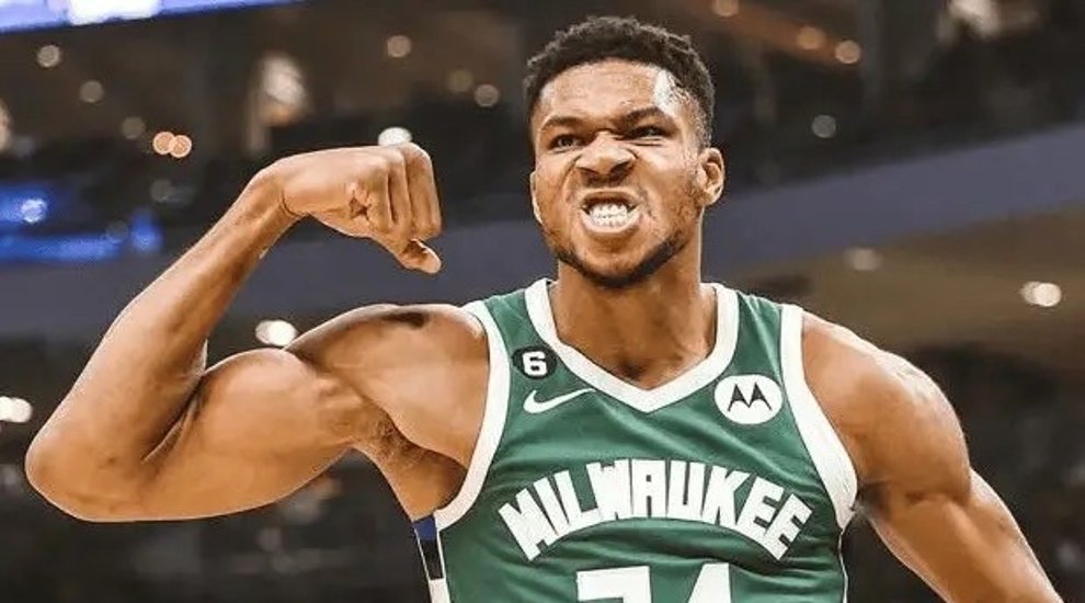 关于雄鹿球星字母哥荣登全明星首发的信息 关于雄鹿球星字母哥荣登全明星首发的信息