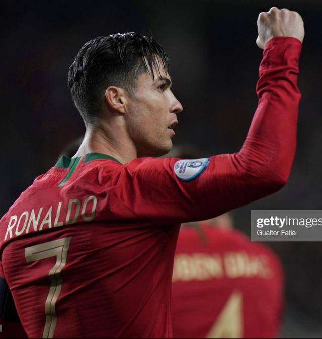 关于传奇续写!欧预赛夺冠热门层出不穷的信息 关于传奇续写!欧预赛夺冠热门层出不穷的信息